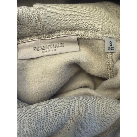 Fear of God Essentials Hoodie Size Small Smoke Gray NWT Hooded Sweatshirt FW22 - Picture 6 of 9